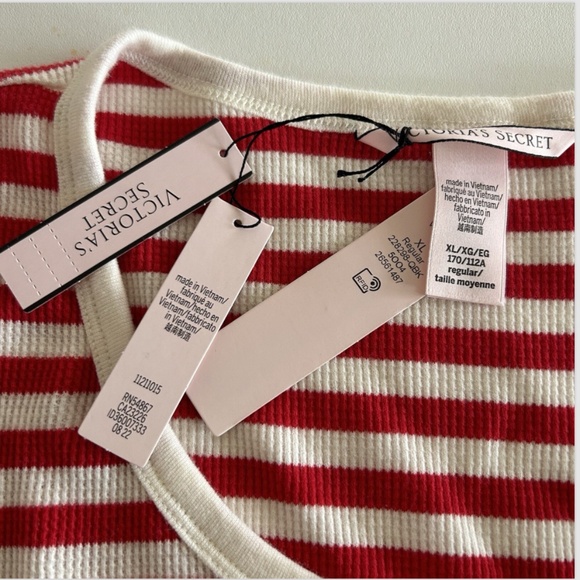 New Victoria’s Secret XL Stretch Thermal Pajama Set Candy Cane Stripe Red White - Picture 13 of 13